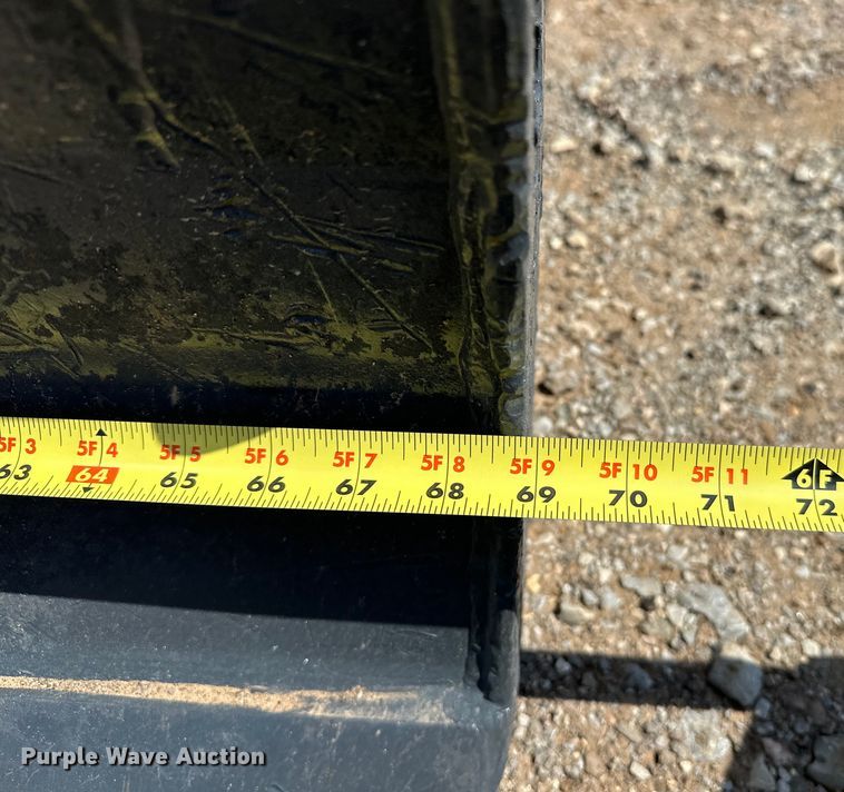 image for item EJ8851 2013 Bobcat  E35M mini excavator