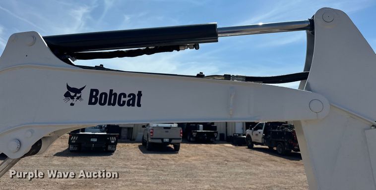 image for item EJ8851 2013 Bobcat  E35M mini excavator