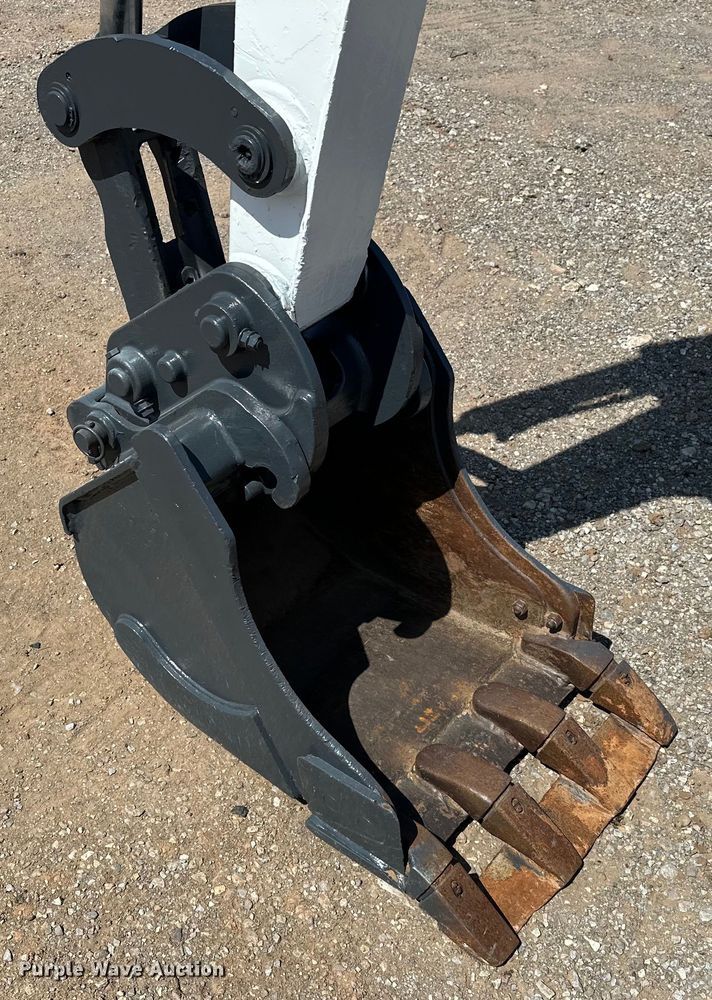 image for item EJ8851 2013 Bobcat  E35M mini excavator