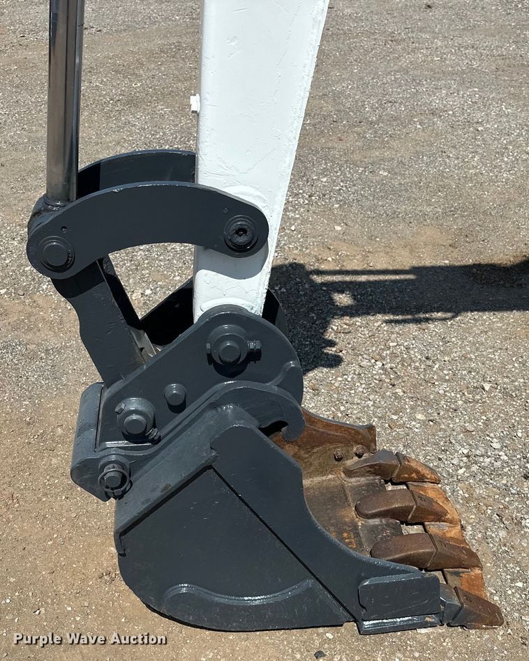 image for item EJ8851 2013 Bobcat  E35M mini excavator