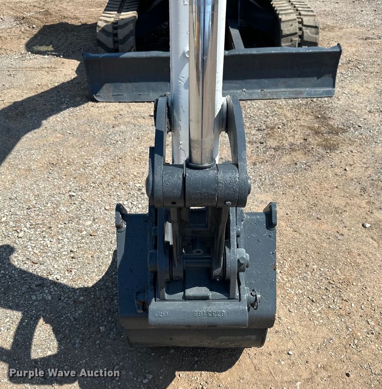 image for item EJ8851 2013 Bobcat  E35M mini excavator