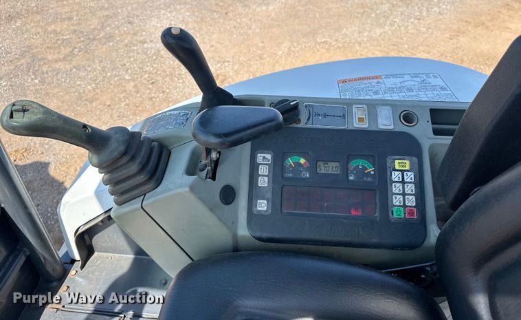 image for item EJ8851 2013 Bobcat  E35M mini excavator