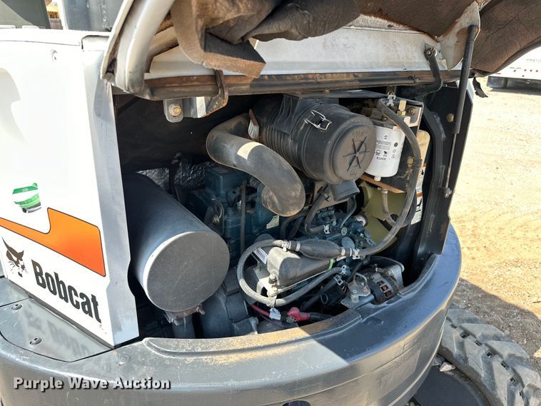 image for item EJ8851 2013 Bobcat  E35M mini excavator