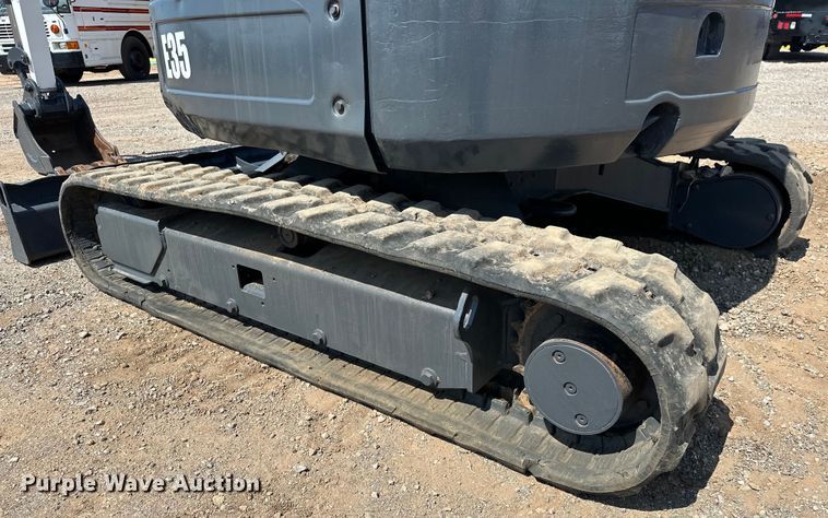 image for item EJ8851 2013 Bobcat  E35M mini excavator