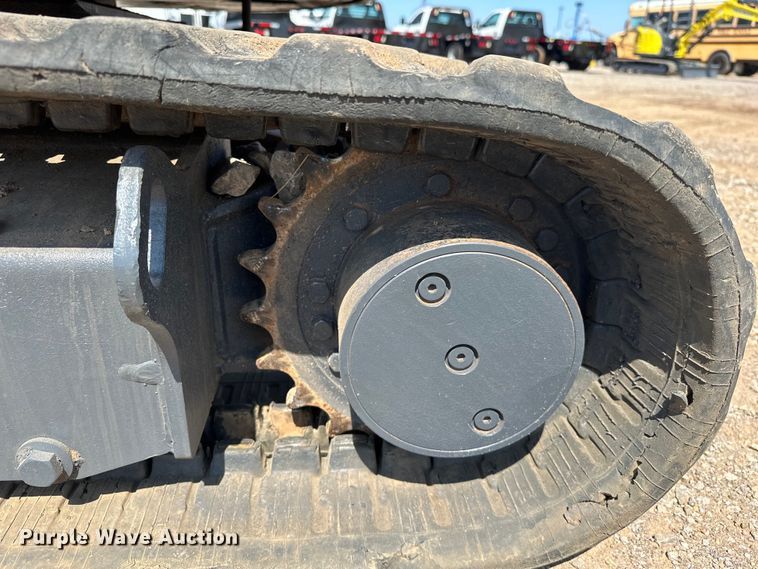 image for item EJ8851 2013 Bobcat  E35M mini excavator