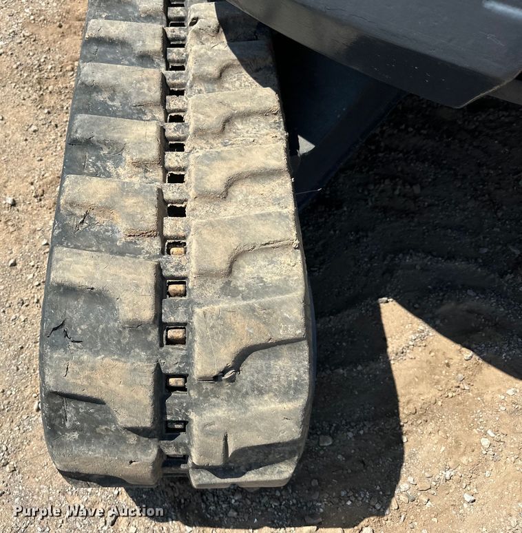 image for item EJ8851 2013 Bobcat  E35M mini excavator