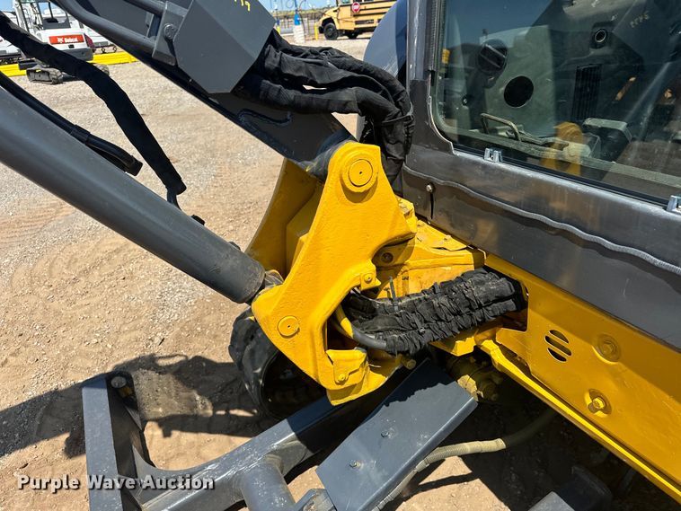 image for item EJ8852 2013 John Deere  27D mini excavator