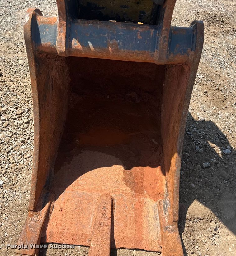 image for item EJ8852 2013 John Deere  27D mini excavator