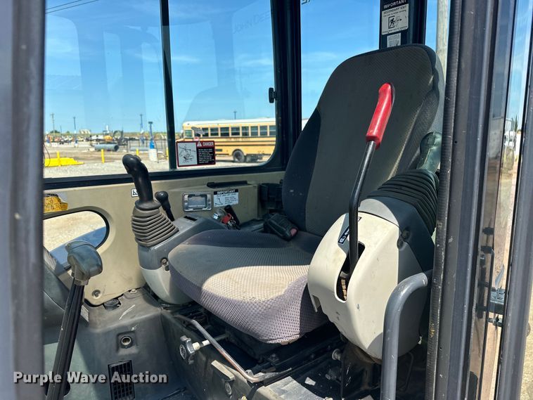 image for item EJ8852 2013 John Deere  27D mini excavator