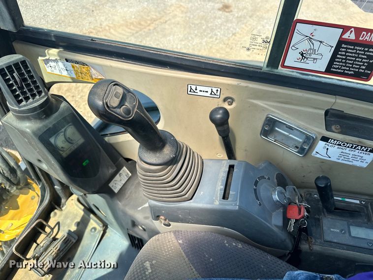 image for item EJ8852 2013 John Deere  27D mini excavator