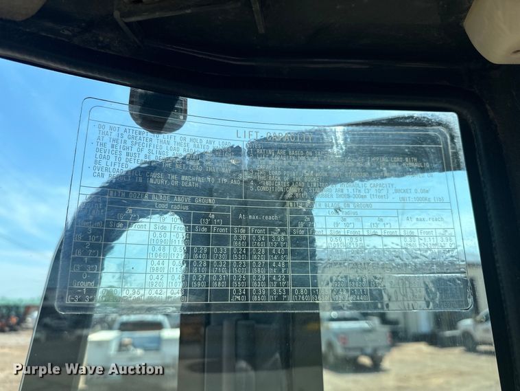 image for item EJ8852 2013 John Deere  27D mini excavator