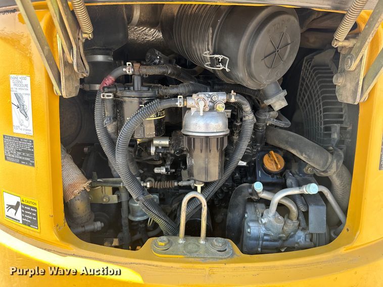 image for item EJ8852 2013 John Deere  27D mini excavator