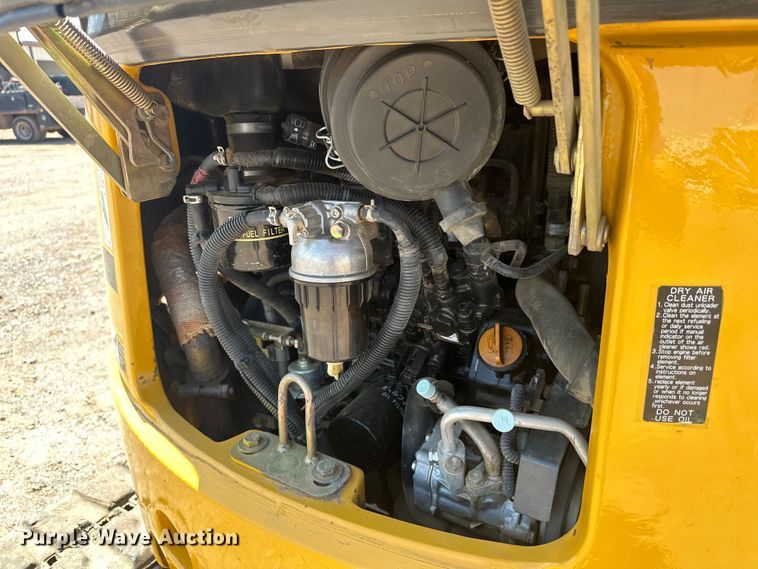 image for item EJ8852 2013 John Deere  27D mini excavator