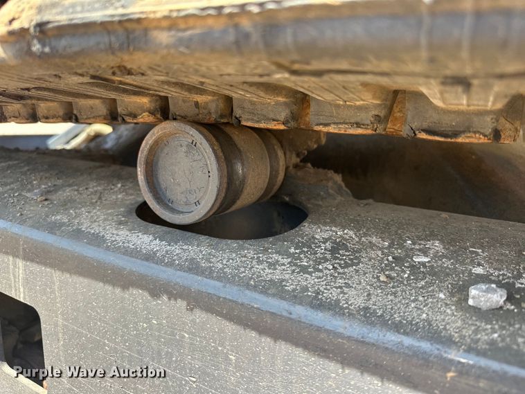 image for item EJ8852 2013 John Deere  27D mini excavator