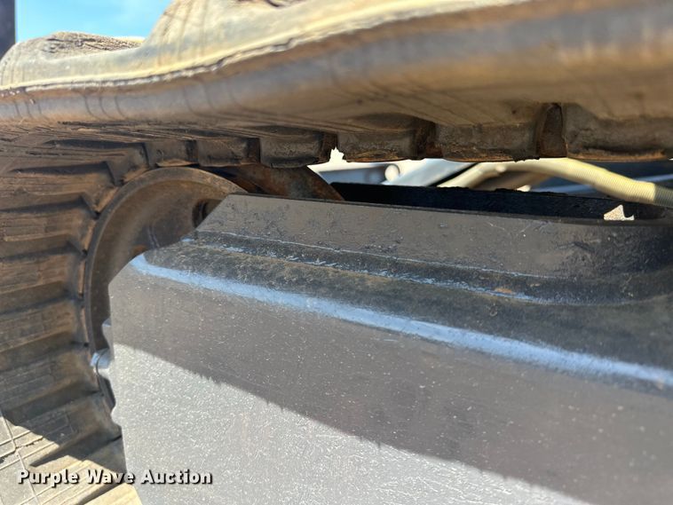 image for item EJ8852 2013 John Deere  27D mini excavator