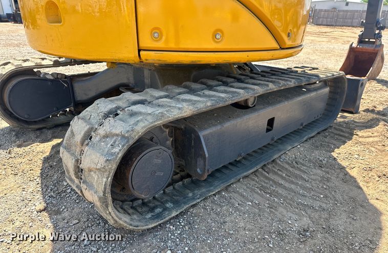 image for item EJ8852 2013 John Deere  27D mini excavator