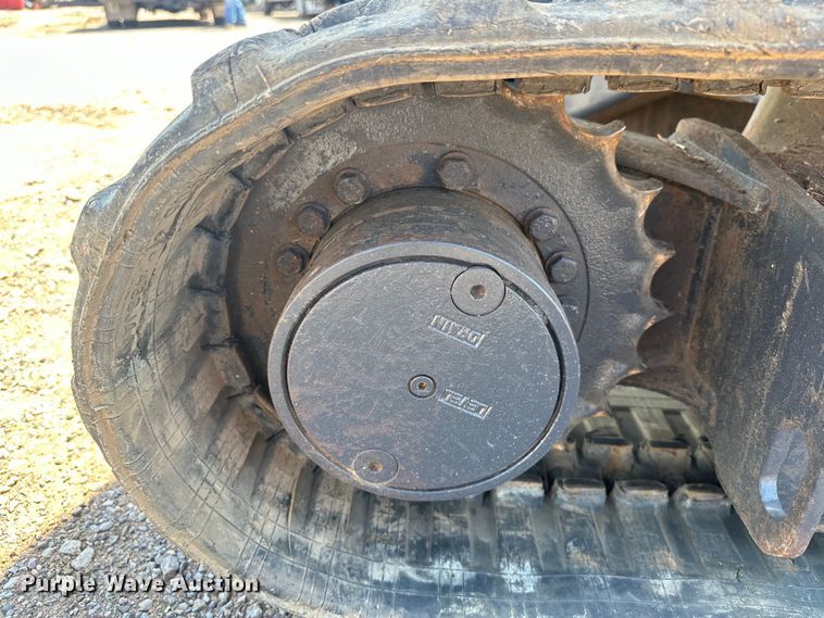 image for item EJ8852 2013 John Deere  27D mini excavator