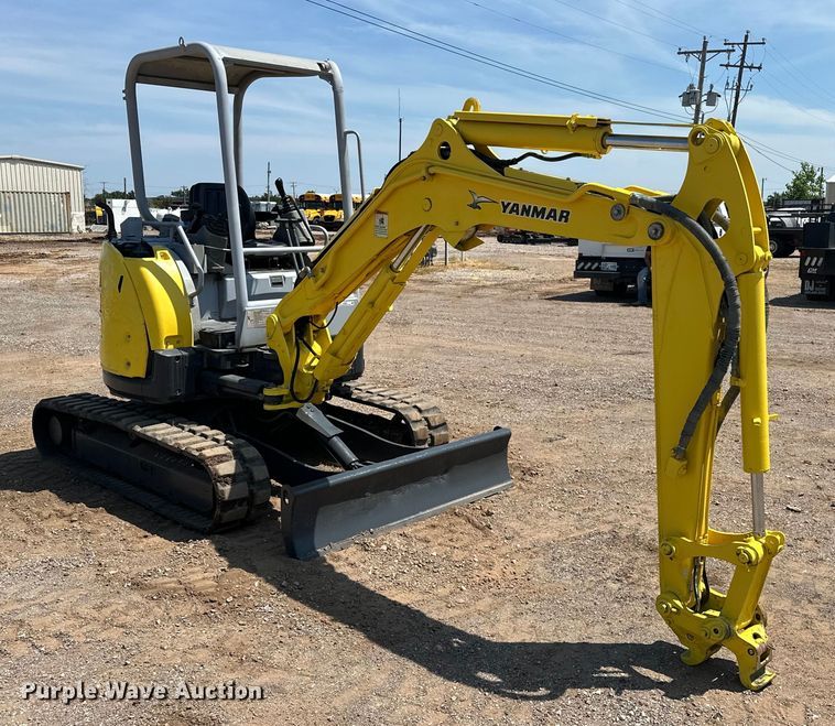 image for item EJ8853 2011 Yanmar  Vi035-5B mini excavator