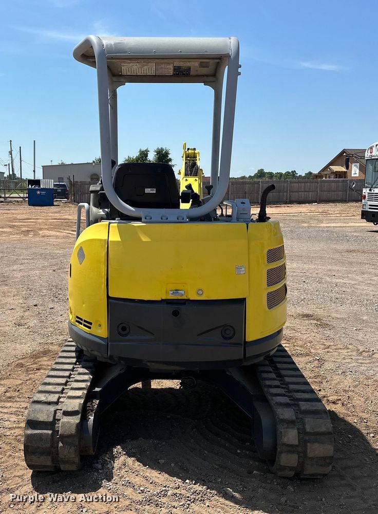 image for item EJ8853 2011 Yanmar  Vi035-5B mini excavator