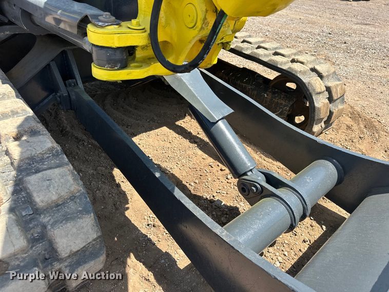 image for item EJ8853 2011 Yanmar  Vi035-5B mini excavator