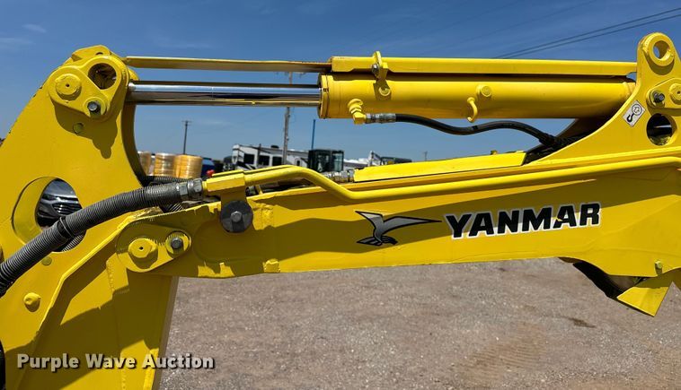 image for item EJ8853 2011 Yanmar  Vi035-5B mini excavator