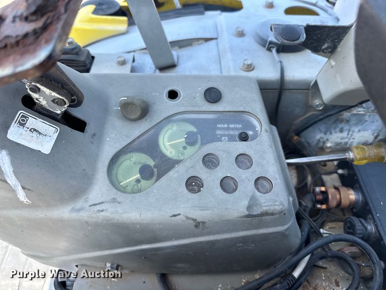 image for item EJ8853 2011 Yanmar  Vi035-5B mini excavator