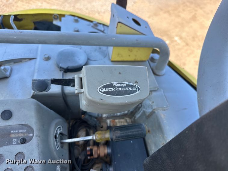 image for item EJ8853 2011 Yanmar  Vi035-5B mini excavator