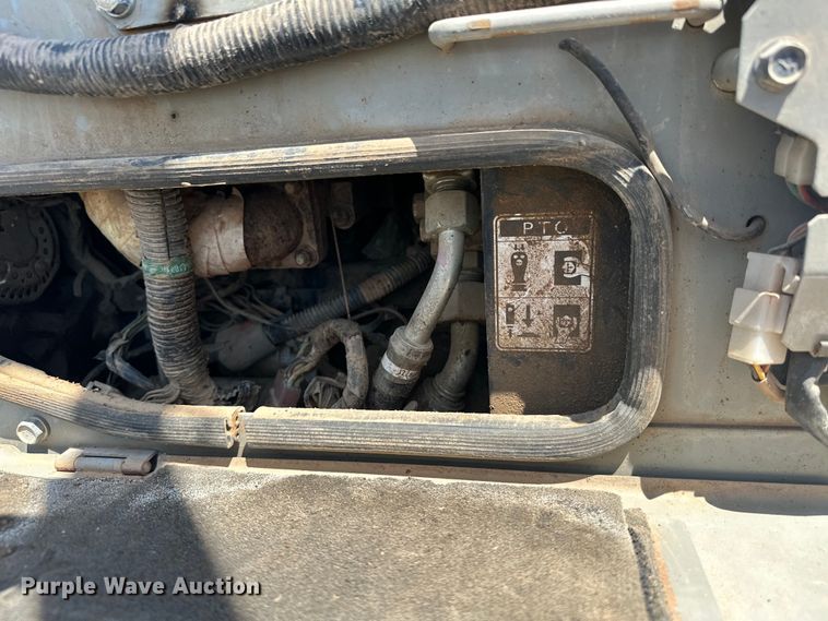 image for item EJ8853 2011 Yanmar  Vi035-5B mini excavator