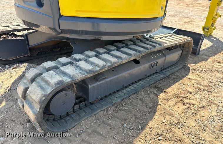 image for item EJ8853 2011 Yanmar  Vi035-5B mini excavator