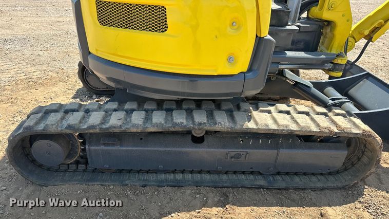 image for item EJ8853 2011 Yanmar  Vi035-5B mini excavator