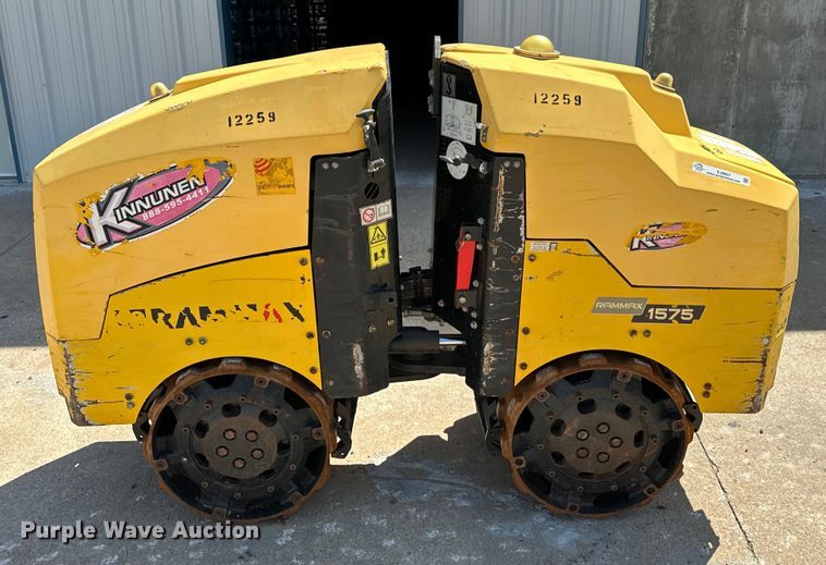 image for item EJ8857 2017 Ammann RamMax 1575 trench compactor