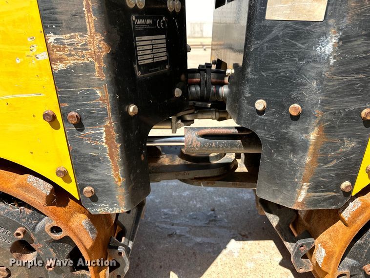 image for item EJ8857 2017 Ammann RamMax 1575 trench compactor