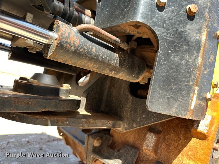 image for item EJ8857 2017 Ammann RamMax 1575 trench compactor