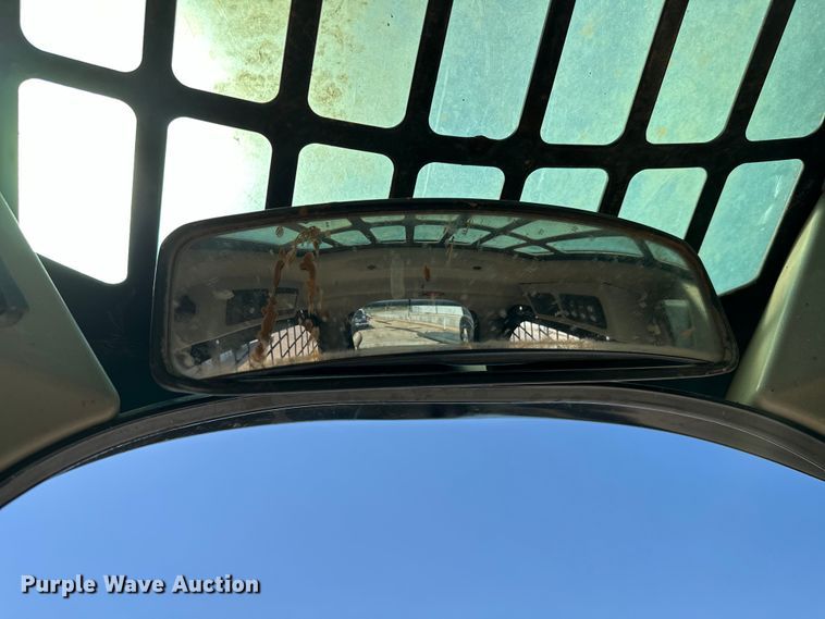 image for item EJ8858 2016 Caterpillar  262D skid steer loader