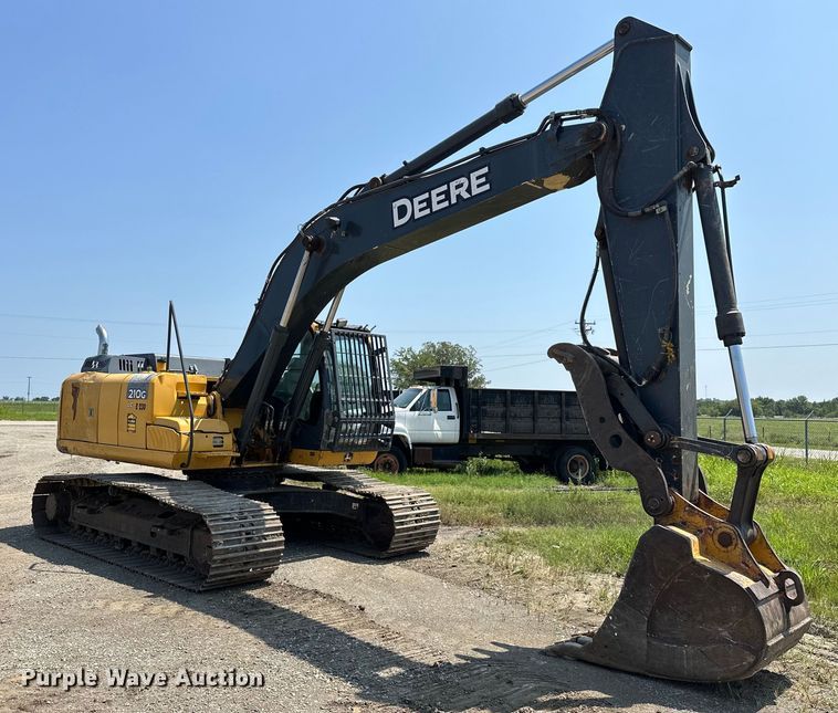 image for item EJ8887 2015 John Deere  210G LC excavator