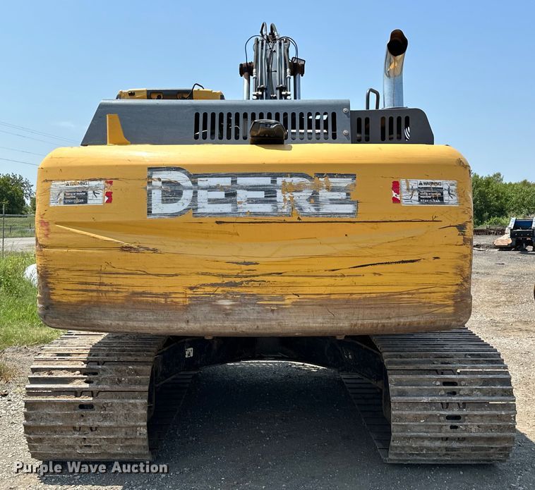 image for item EJ8887 2015 John Deere  210G LC excavator