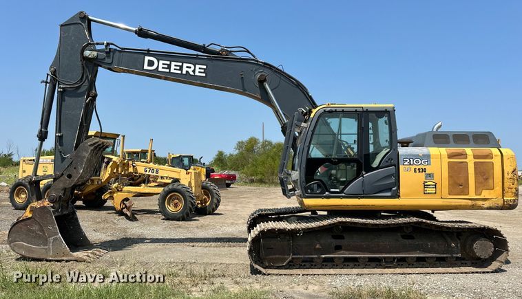 image for item EJ8887 2015 John Deere  210G LC excavator