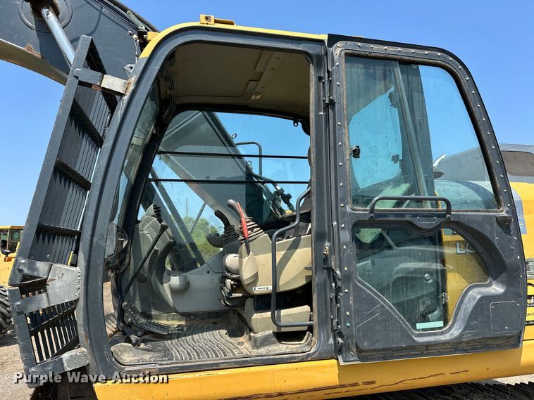 image for item EJ8887 2015 John Deere  210G LC excavator