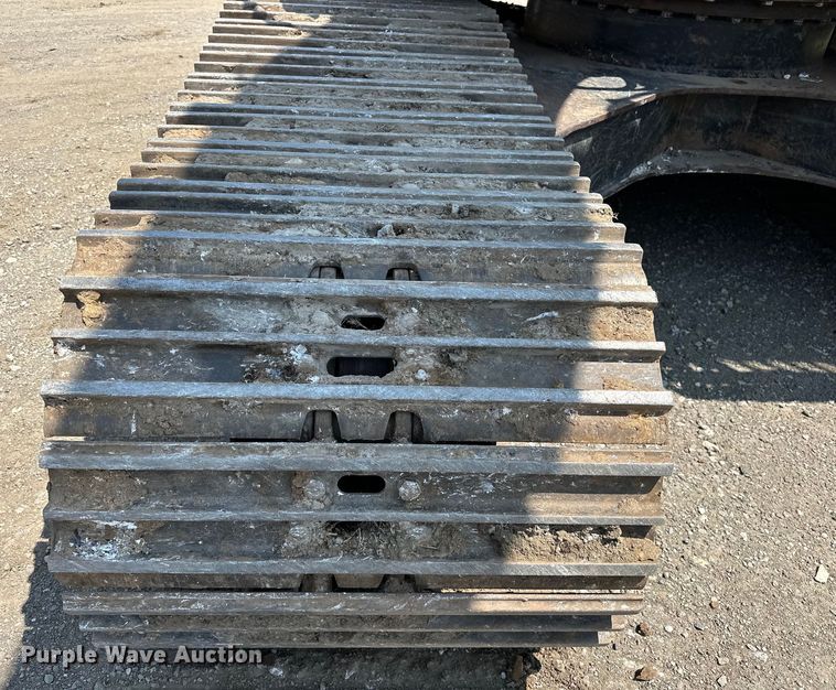 image for item EJ8887 2015 John Deere  210G LC excavator