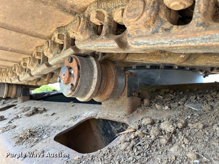 image for item EJ8887 2015 John Deere  210G LC excavator