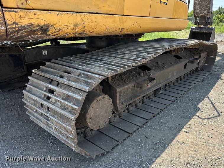 image for item EJ8887 2015 John Deere  210G LC excavator