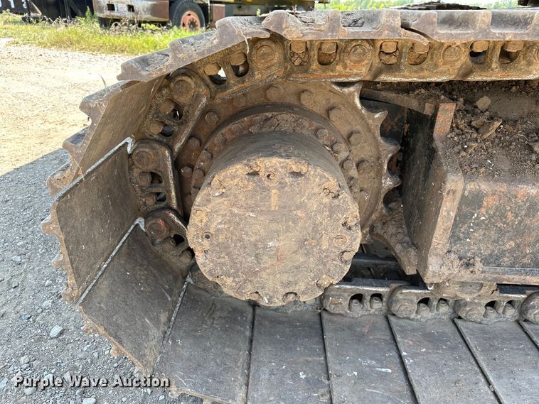 image for item EJ8887 2015 John Deere  210G LC excavator