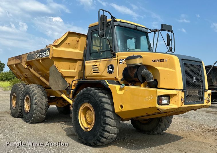 image for item EJ8889 2012 John Deere 300D Series II haul truck
