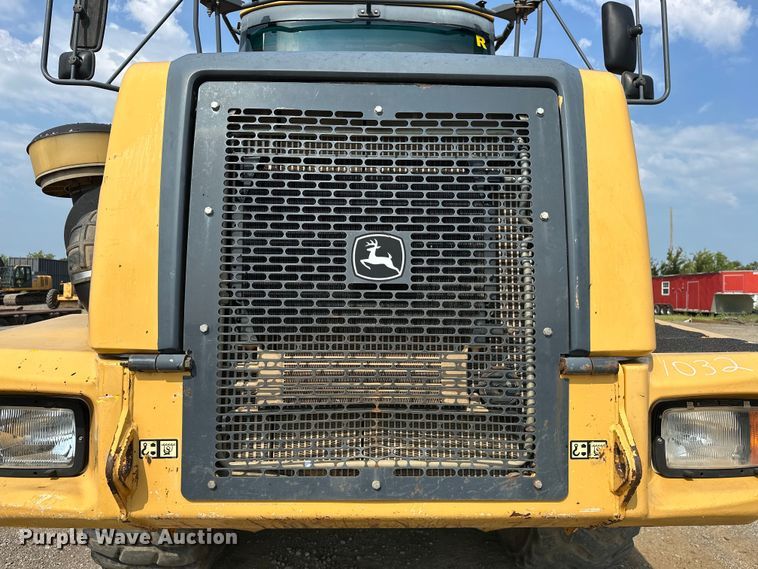 image for item EJ8889 2012 John Deere 300D Series II haul truck