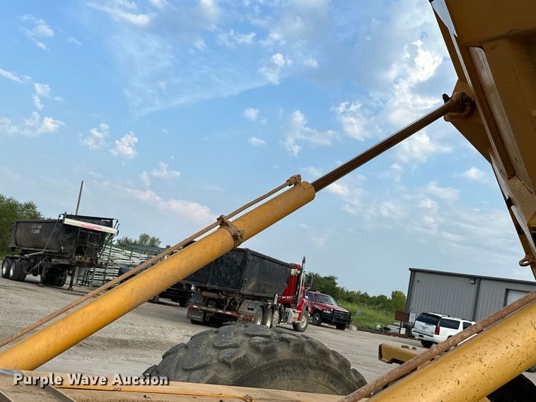 image for item EJ8889 2012 John Deere 300D Series II haul truck