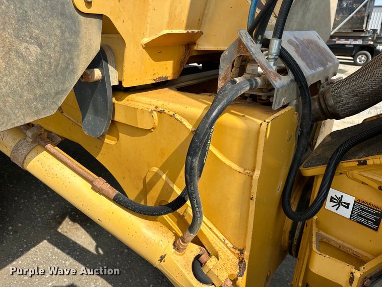 image for item EJ8889 2012 John Deere 300D Series II haul truck