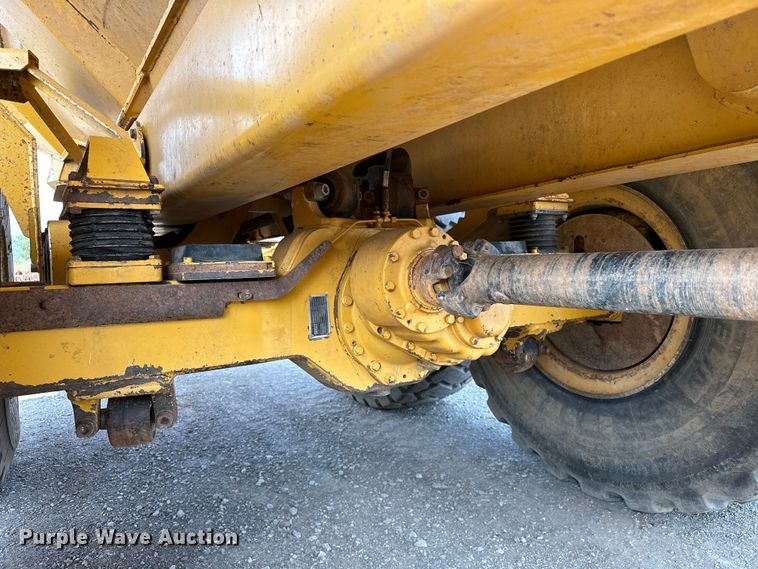 image for item EJ8889 2012 John Deere 300D Series II haul truck