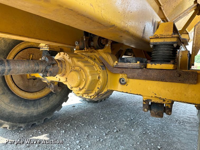 image for item EJ8889 2012 John Deere 300D Series II haul truck