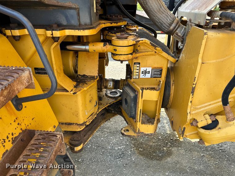 image for item EJ8889 2012 John Deere 300D Series II haul truck