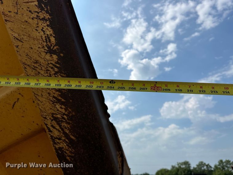 image for item EJ8889 2012 John Deere 300D Series II haul truck